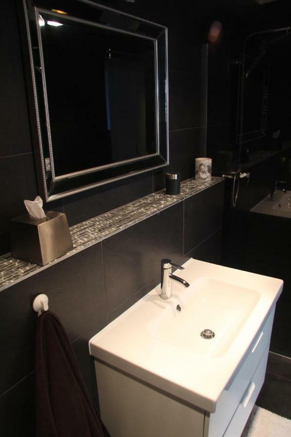 Apartament Black&white
