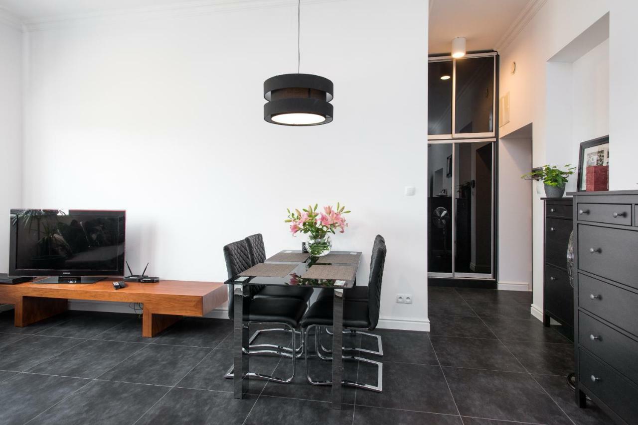 Black&white Apartament *