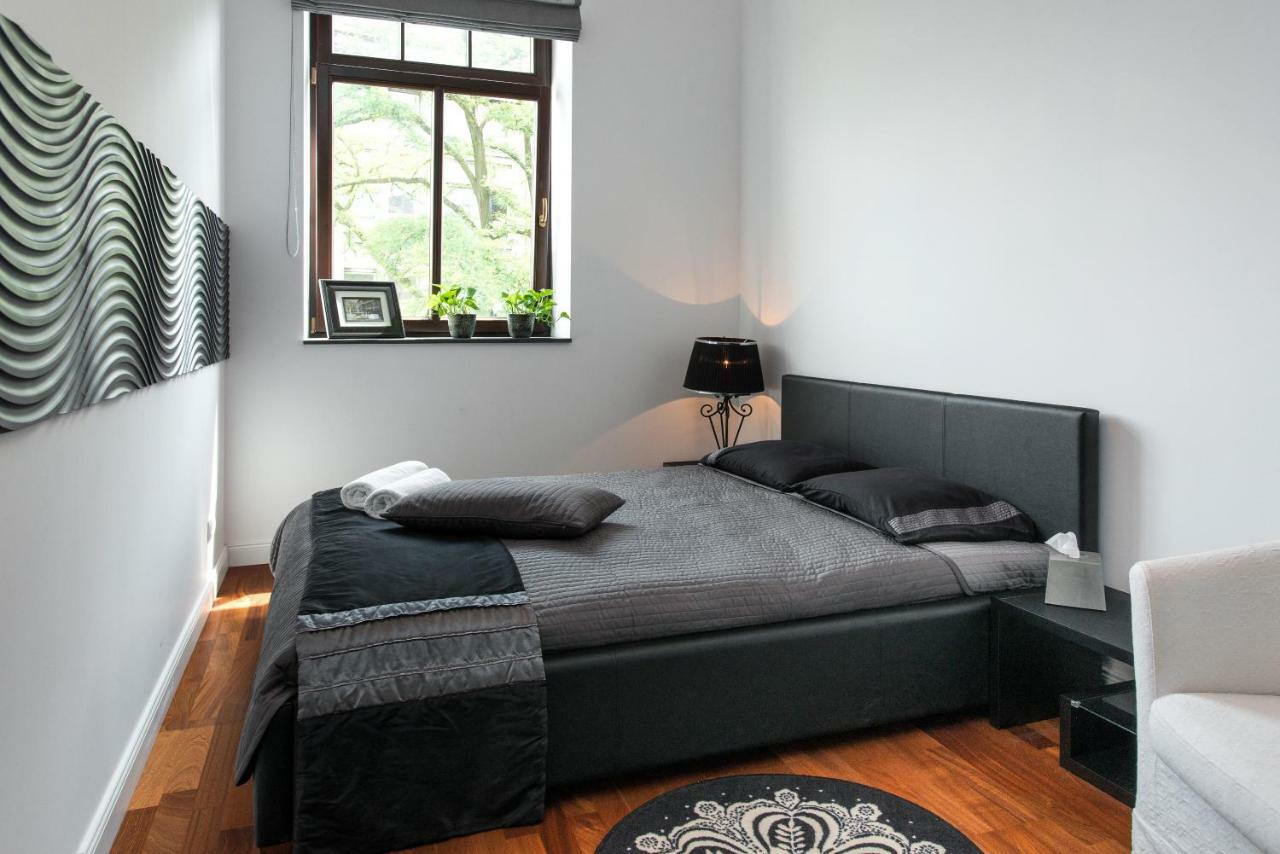 Black&white Apartament *